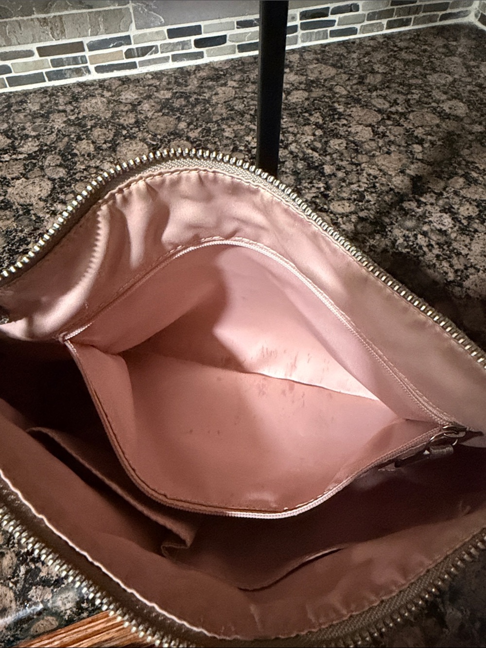 Coach Silver Poppy Signature Sateen Hippie Shoulder Bag VTG Discontinued - Picture 5 of 16